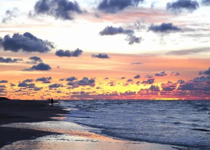 Large Home, Private Garden *